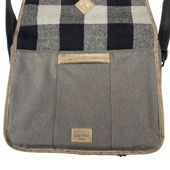 Solo New York Urban Nomad Laptop Messenger in Gray Plaid Shoulder Strap - Picture 16 of 16